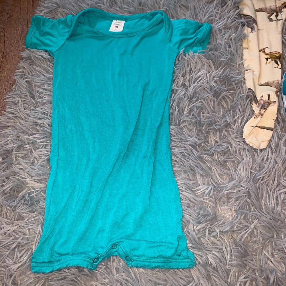 3/6 months Kate Quinn shorts outfit . Very soft